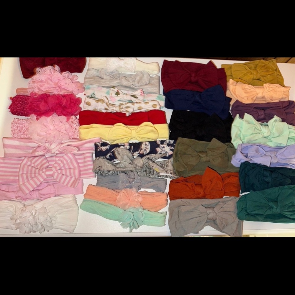 32 Baby girl headbands bundle.